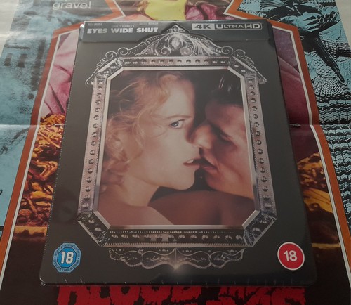 Eyes wide shut uhd - wide,