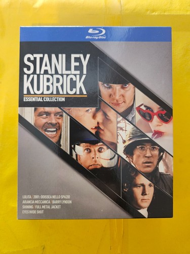 Stanley kubrick essential - stanley,